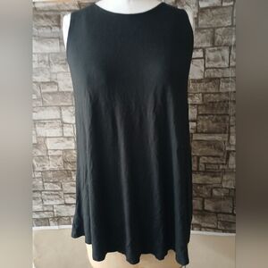 Red Hanger Elegant Black Sleeveless Women's Tank Top.